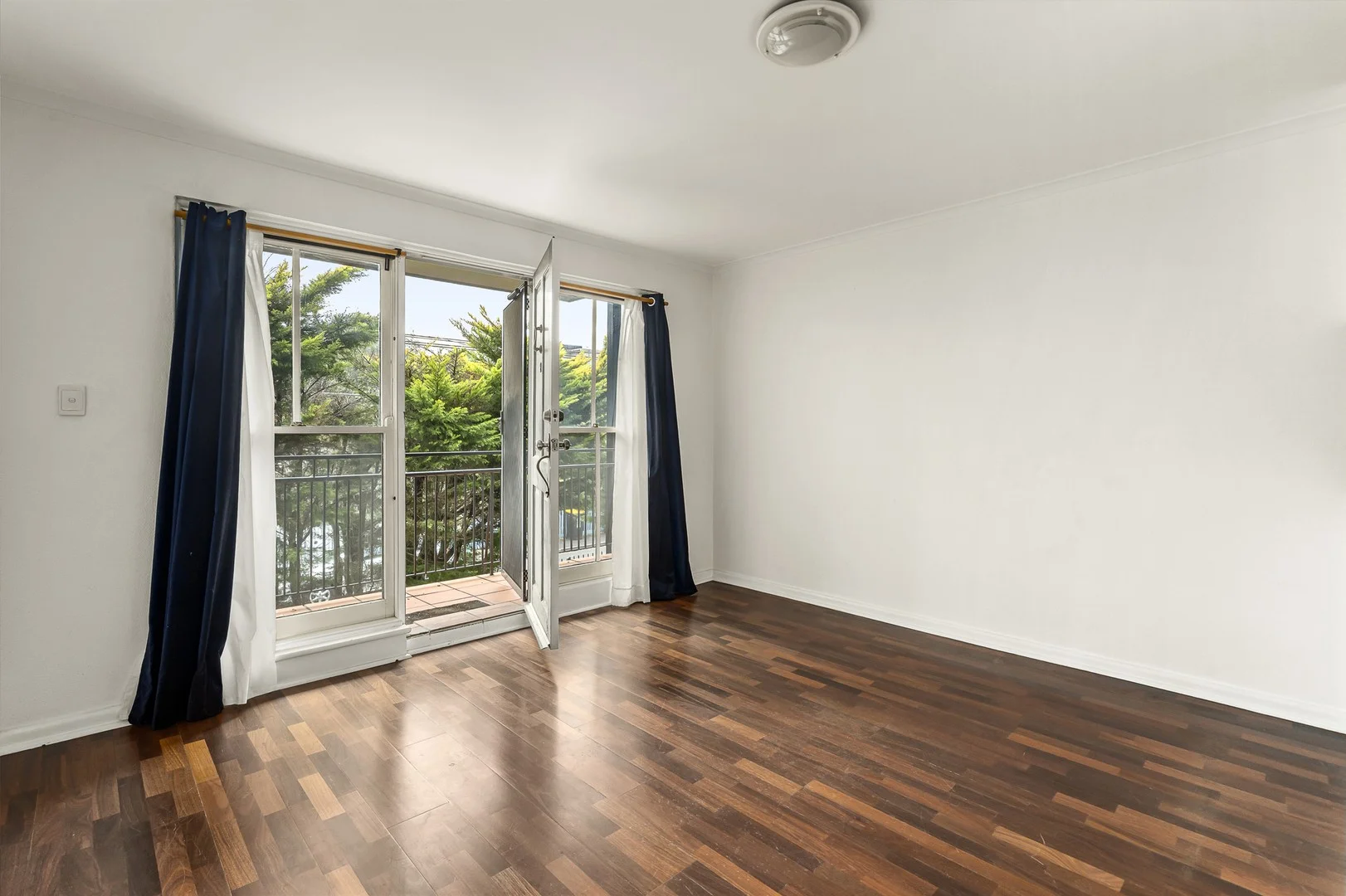 2/42 Eastbourne Street, Windsor VIC 3181