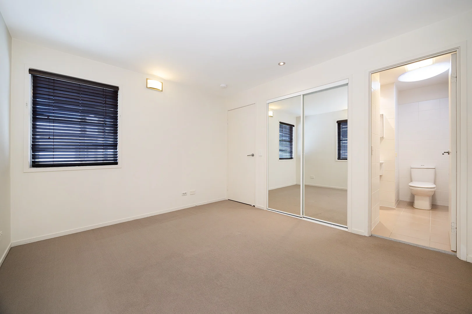 Additional image 9 of 4/8 Shamrock Street, Gordon Park QLD 4031