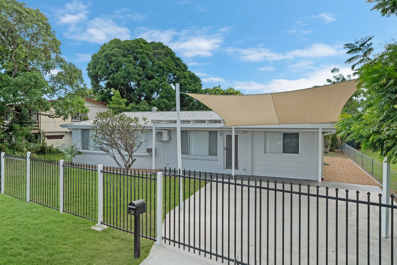 36 Rhodes Street, Heatley QLD 4814