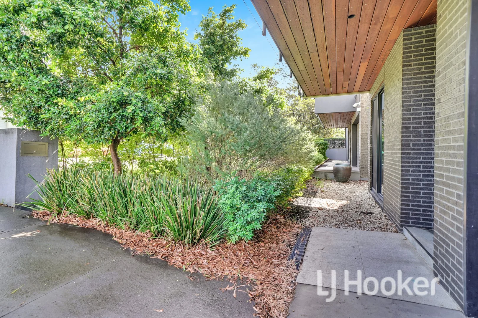 Additional image 35 of 4 Holly Lane, Kew VIC 3101