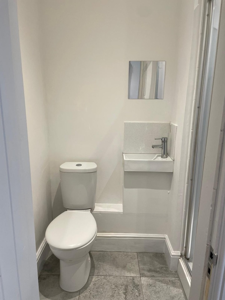 Additional image 6 of 1 Bed Flat, Radcliffe Road, NG2, N1 7GU