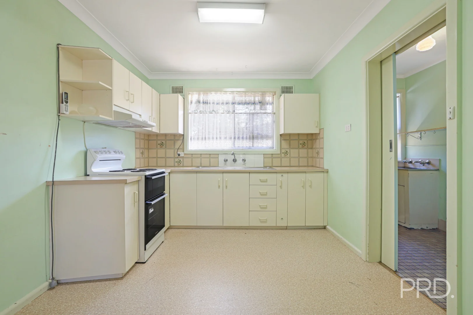 Additional image 8 of 2/247 Goonoo Goonoo Road, Tamworth NSW 2340