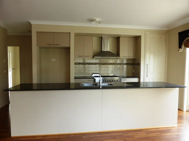 Additional image 2 of 15 Coronat Drive, Williams Landing VIC 3027