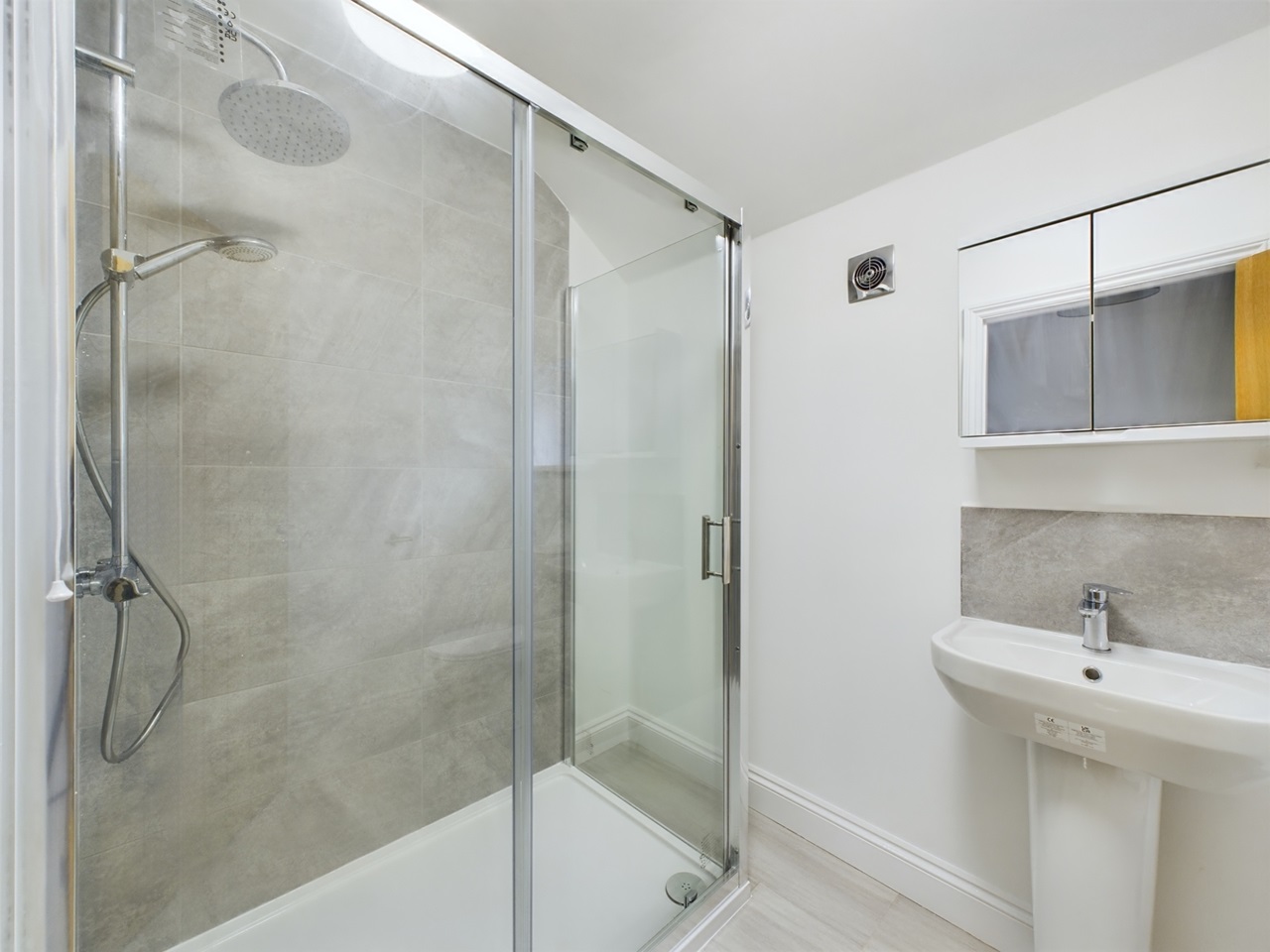 Additional image 18 of 5 Bed Terraced House, Rawden Place, CF11, N1 7GU