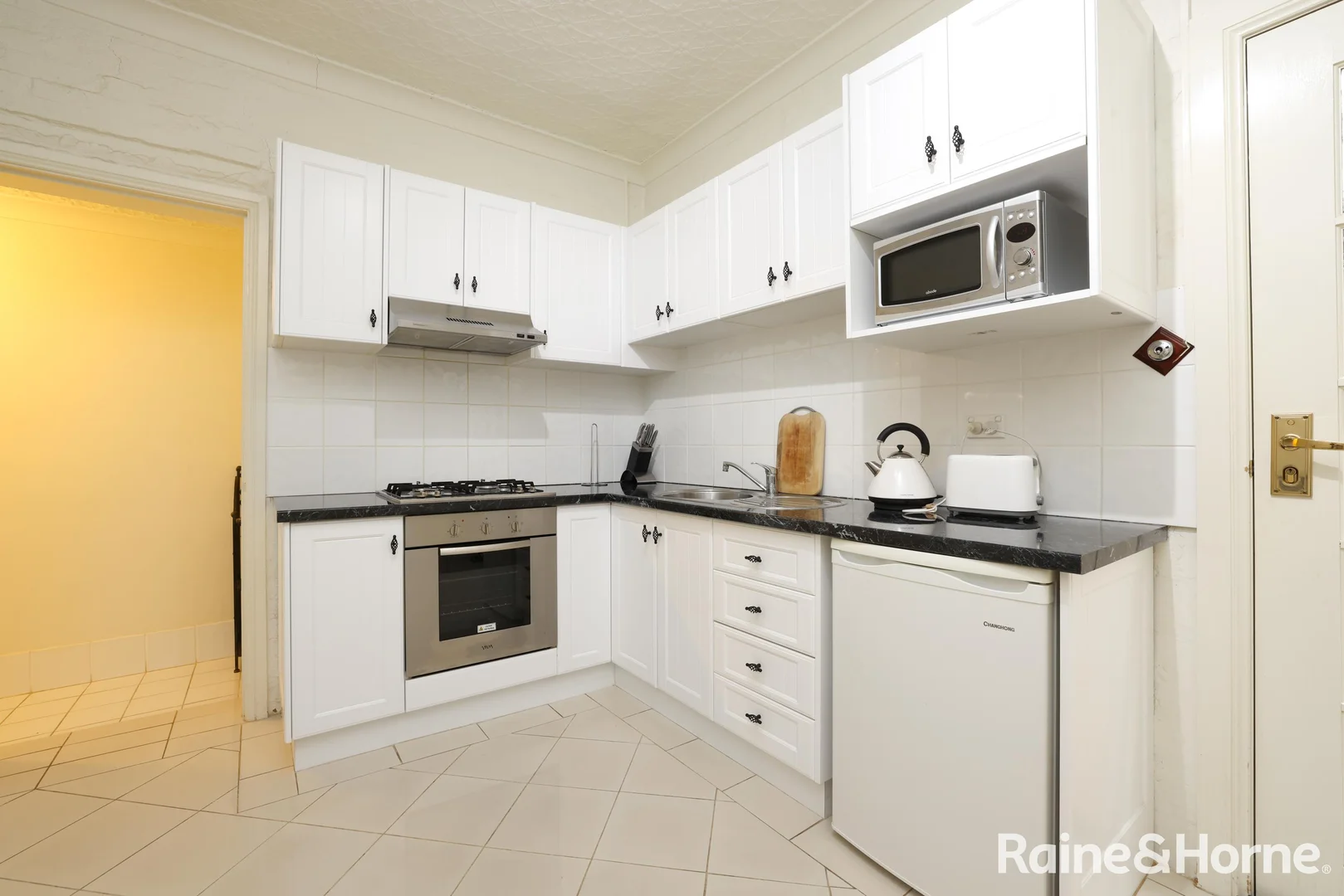 Additional image 4 of 221B George Street, Bathurst NSW 2795