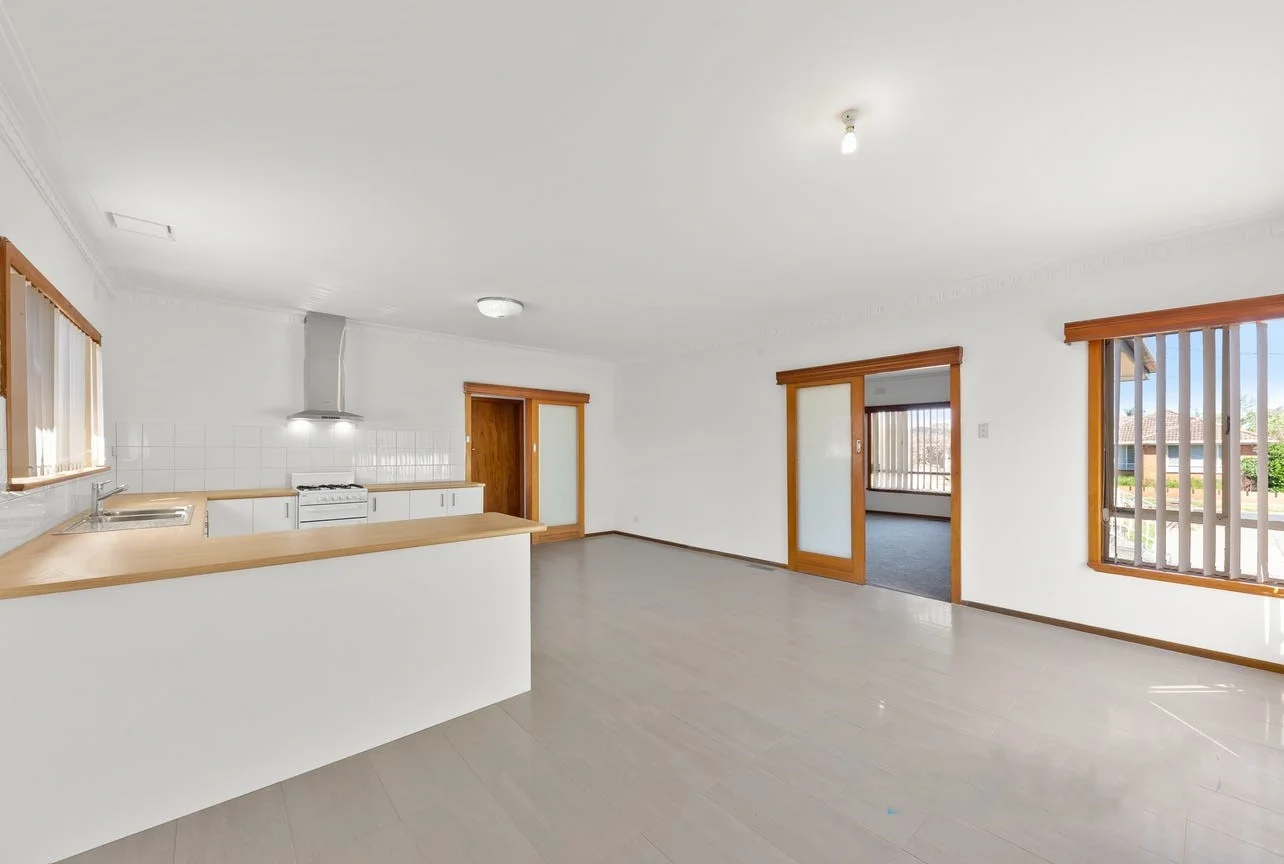 12 Riviera Road, Avondale Heights VIC 3034