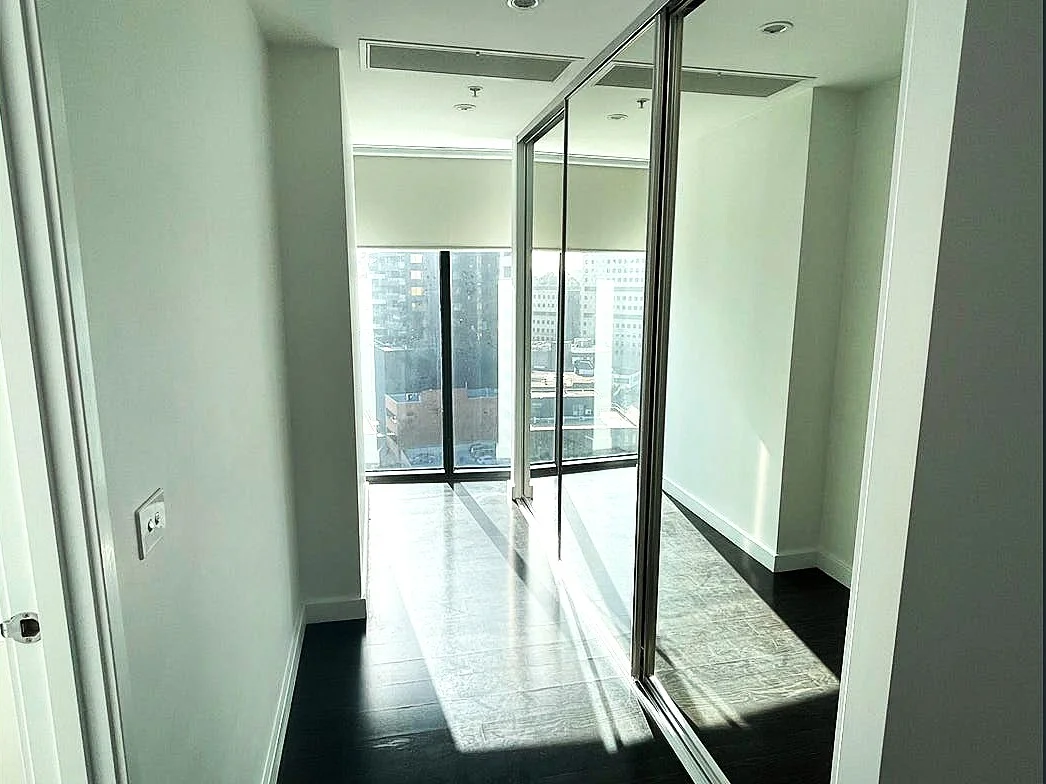 Additional image 5 of 1205/338 Kings Way, South Melbourne VIC 3205