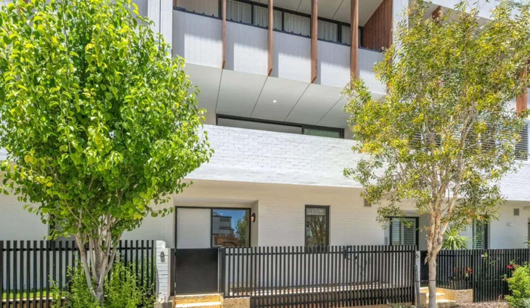 8 Durack Lane, North Coogee WA 6163