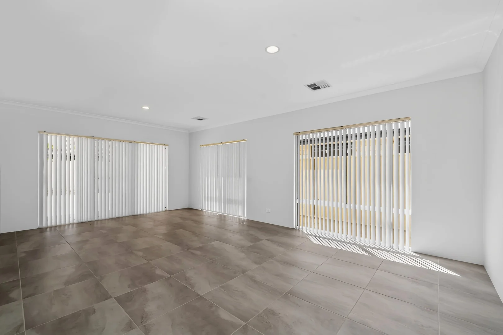 Additional image 4 of 7 Elation Grove, Baldivis WA 6171