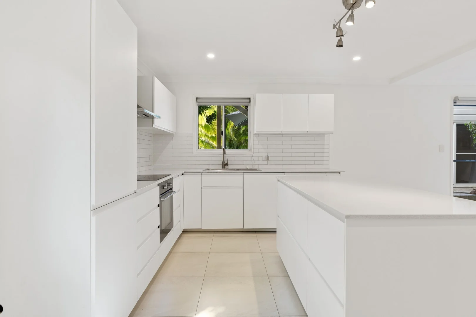 232 Queens Parade, Brighton QLD 4017