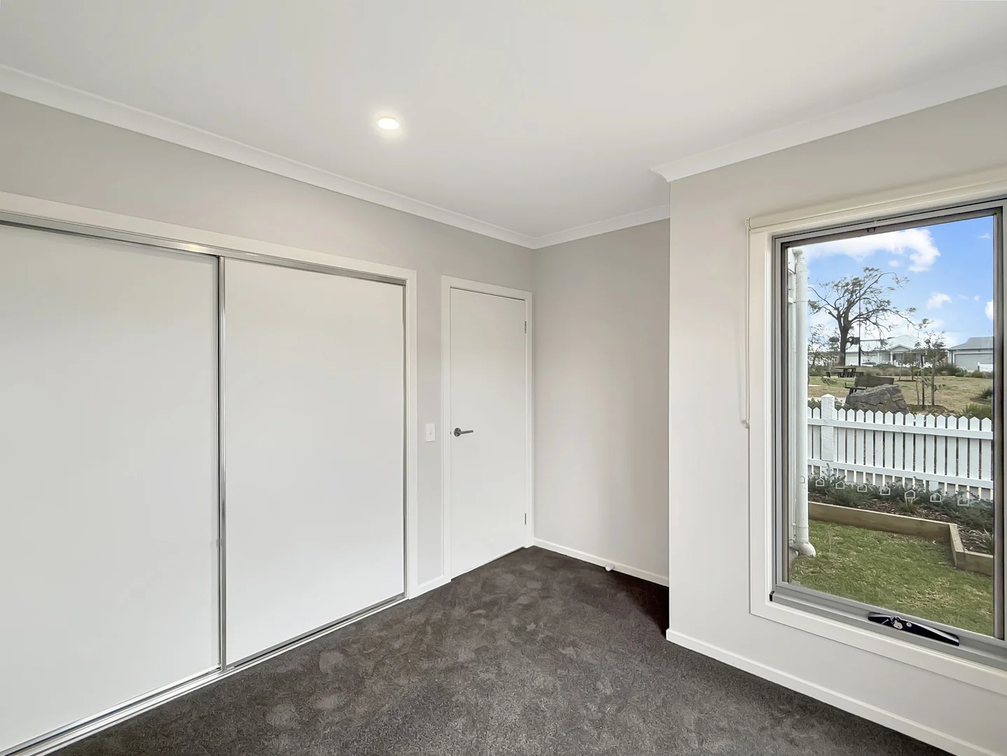 Additional image 2 of 14 Laanecoorie Walk, Eynesbury VIC 3338