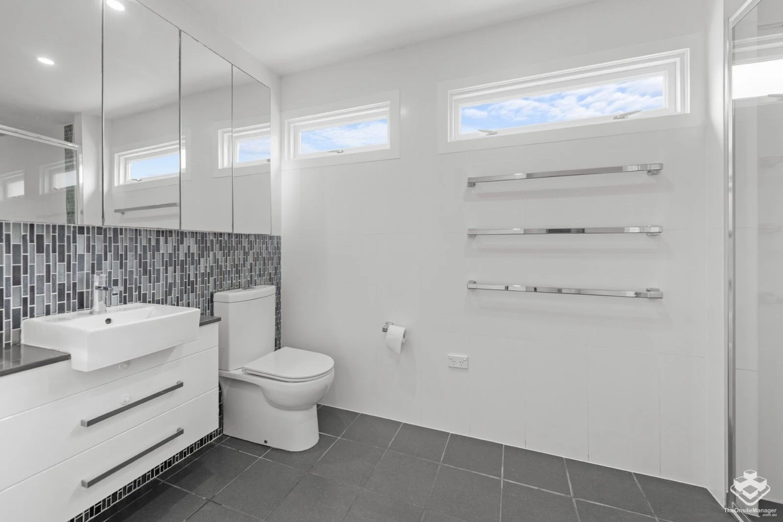 Additional image 6 of 133 Morehead Avenue, Norman Park QLD 4170