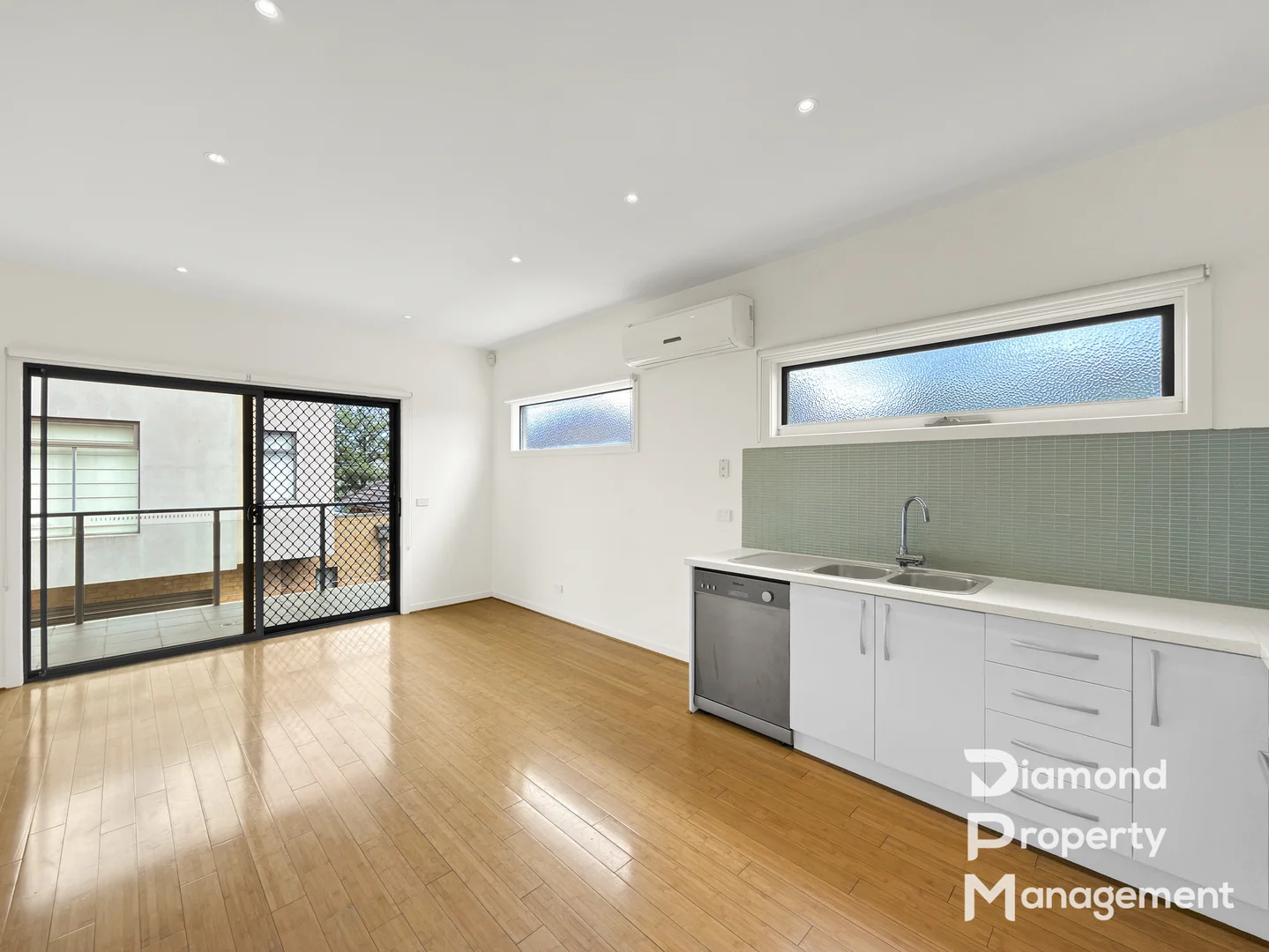 Additional image 3 of 3/28 Sydney Street, Murrumbeena VIC 3163