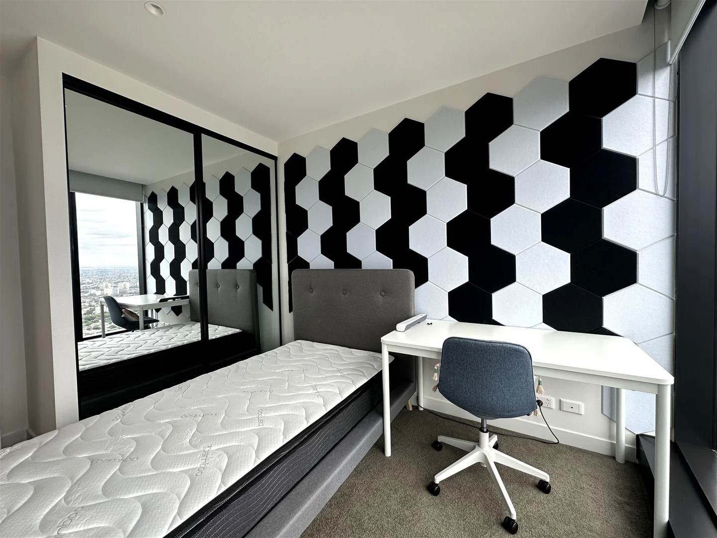 Additional image 3 of 6404/370 Queen St, Melbourne VIC 3000