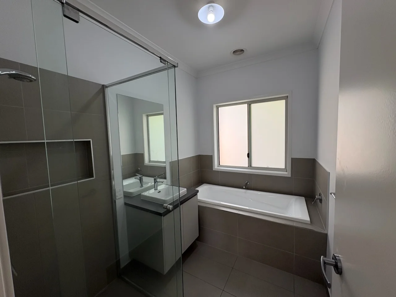 Additional image 11 of 4 Mallacoota Drive, Kialla VIC 3631