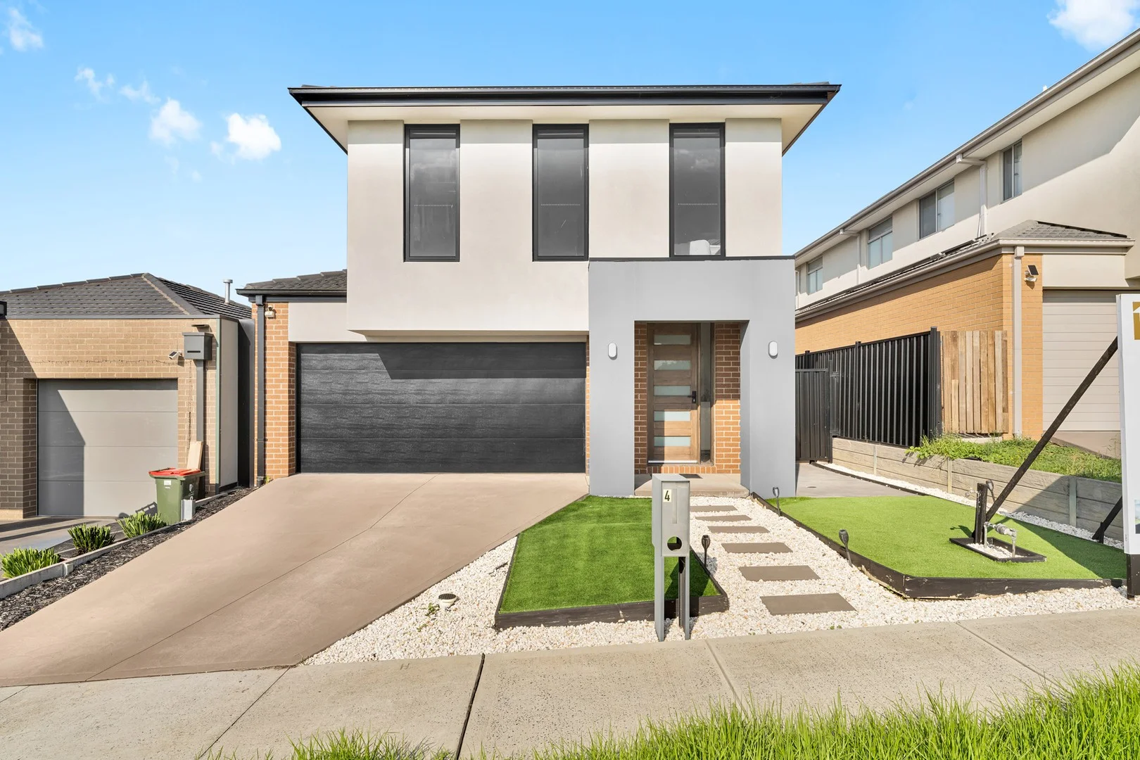 4 Compass Rise, Hampton Park VIC 3976