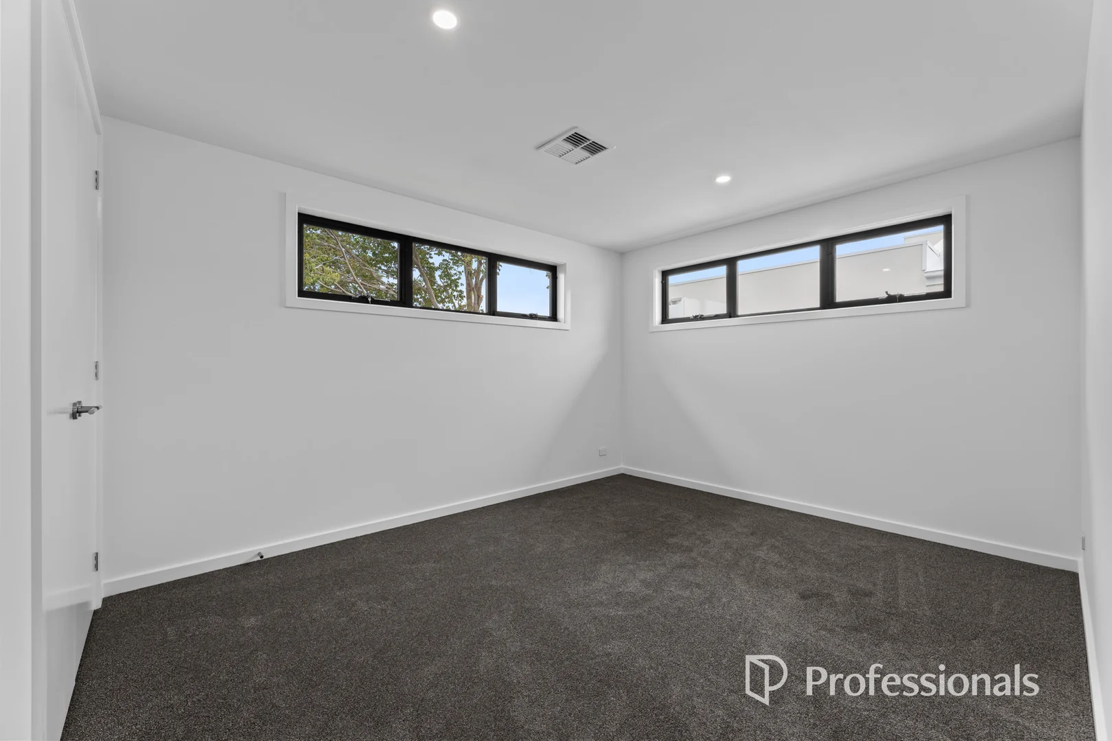 Additional image 7 of 39b Parkmore Road, Bentleigh East VIC 3165