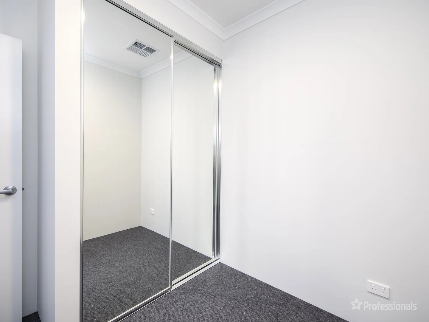 Additional image 15 of 110 Woollcott Avenue, Brabham WA 6055