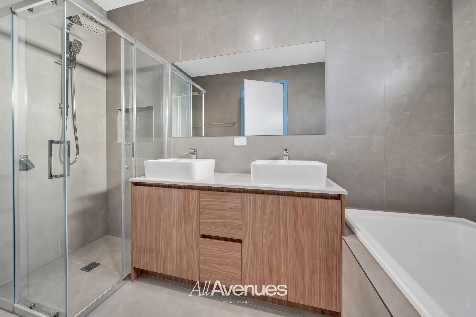 Additional image 12 of 132 Clara drive, Clyde North VIC 3978