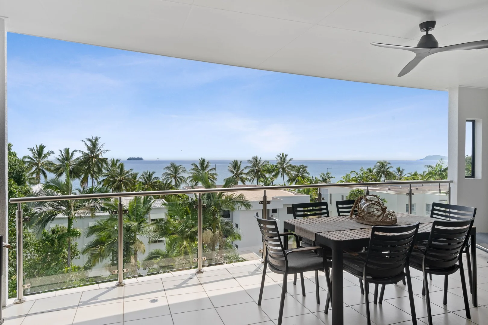 19/37 Vasey Esplanade, Trinity Beach QLD 4879