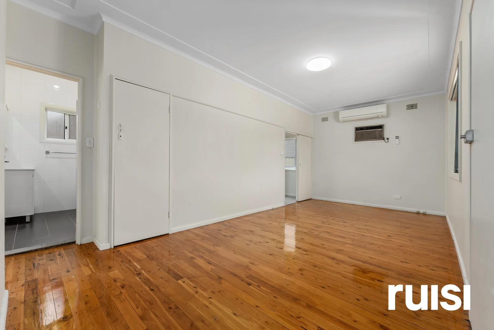 Additional image 4 of 68 Cambridge Street (Cumberland Highway), Canley Heights NSW 2166