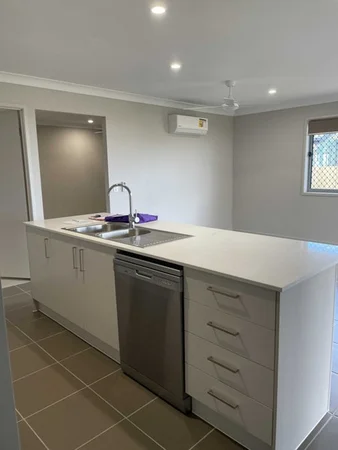 Additional image 4 of 9 Compass Crt, Warwick QLD 4370