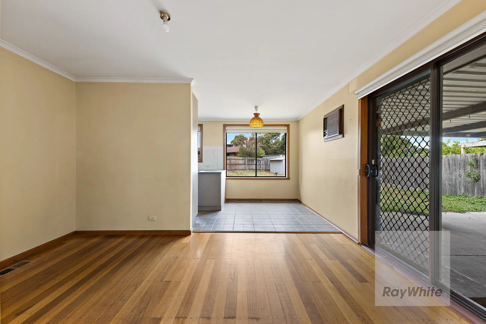 Additional image 4 of 71 Freeman Crescent, Mill Park VIC 3082