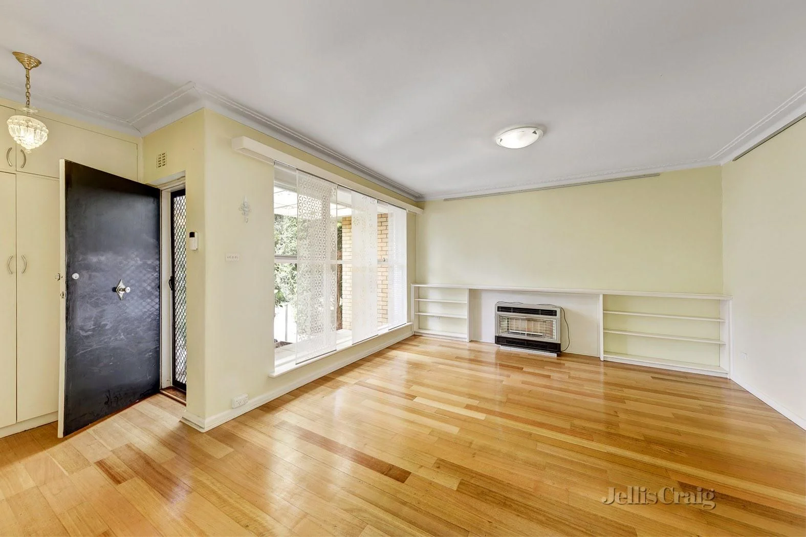6/7 Leopold Crescent, Mont Albert VIC 3127