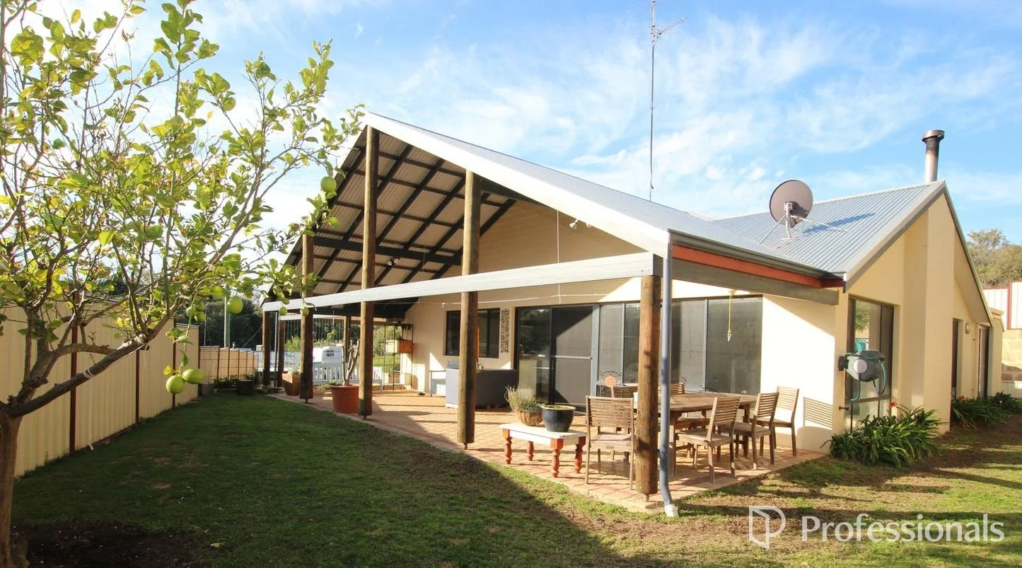 13 Chalet Vale, Preston Beach WA 6215