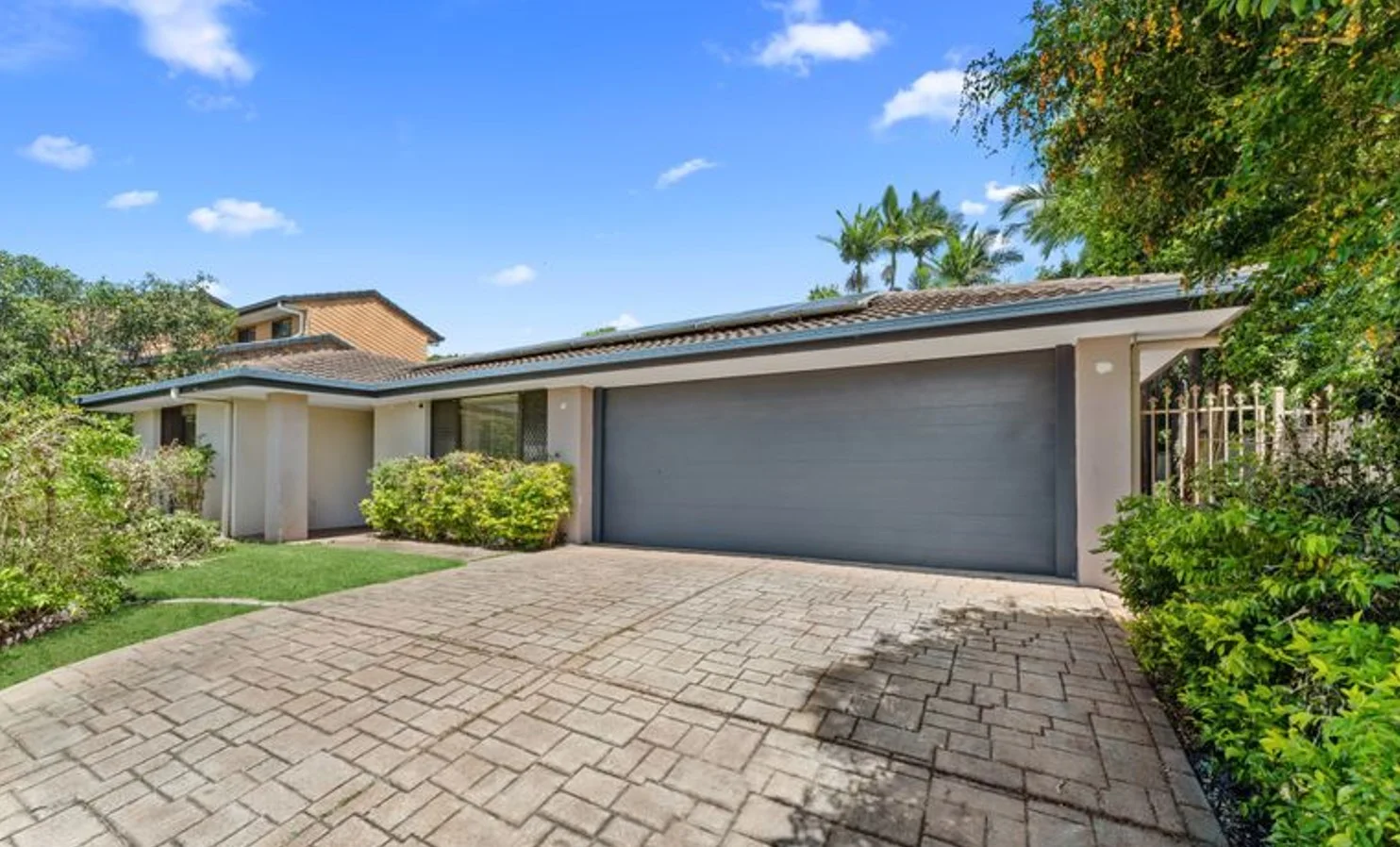 18 Kentlyn Street, Eight Mile Plains QLD 4113