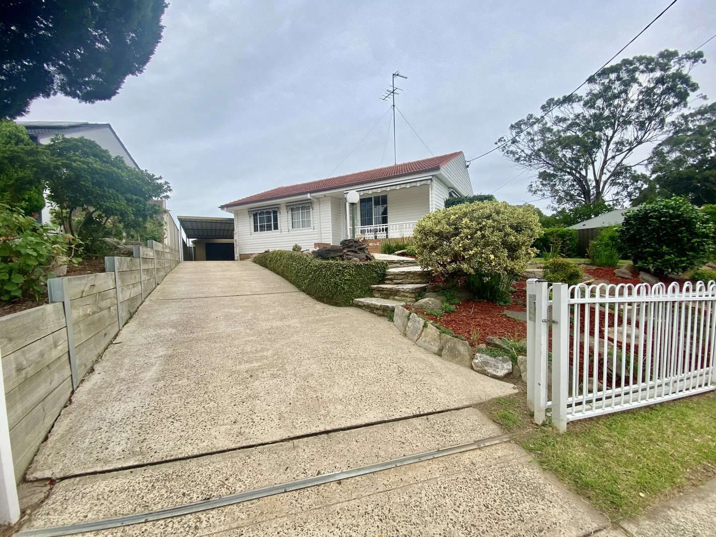 24 Banks Road, Busby NSW 2168