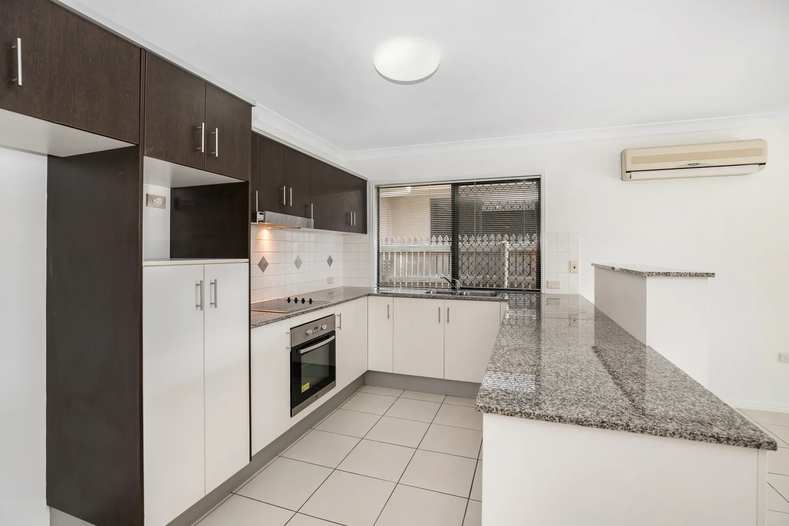 Additional image 3 of 8 Kite Street, Douglas QLD 4814