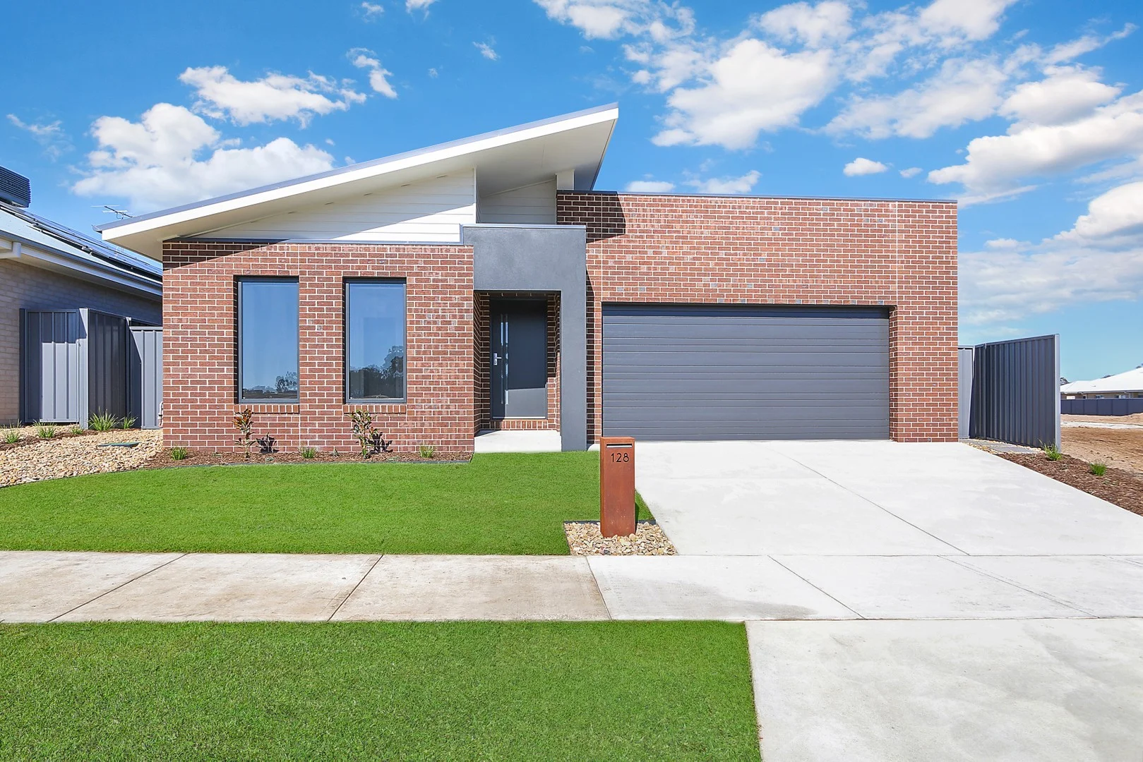 Additional image 2 of 128 Millford Cres, Thurgoona NSW 2640