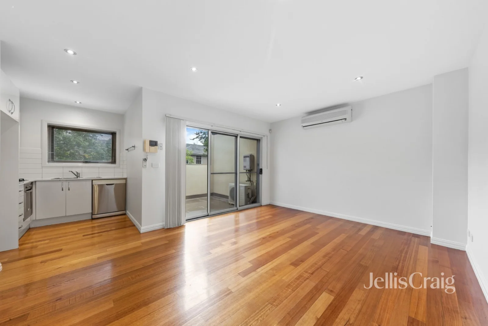 Additional image 3 of 33 Merton Street, Ivanhoe VIC 3079