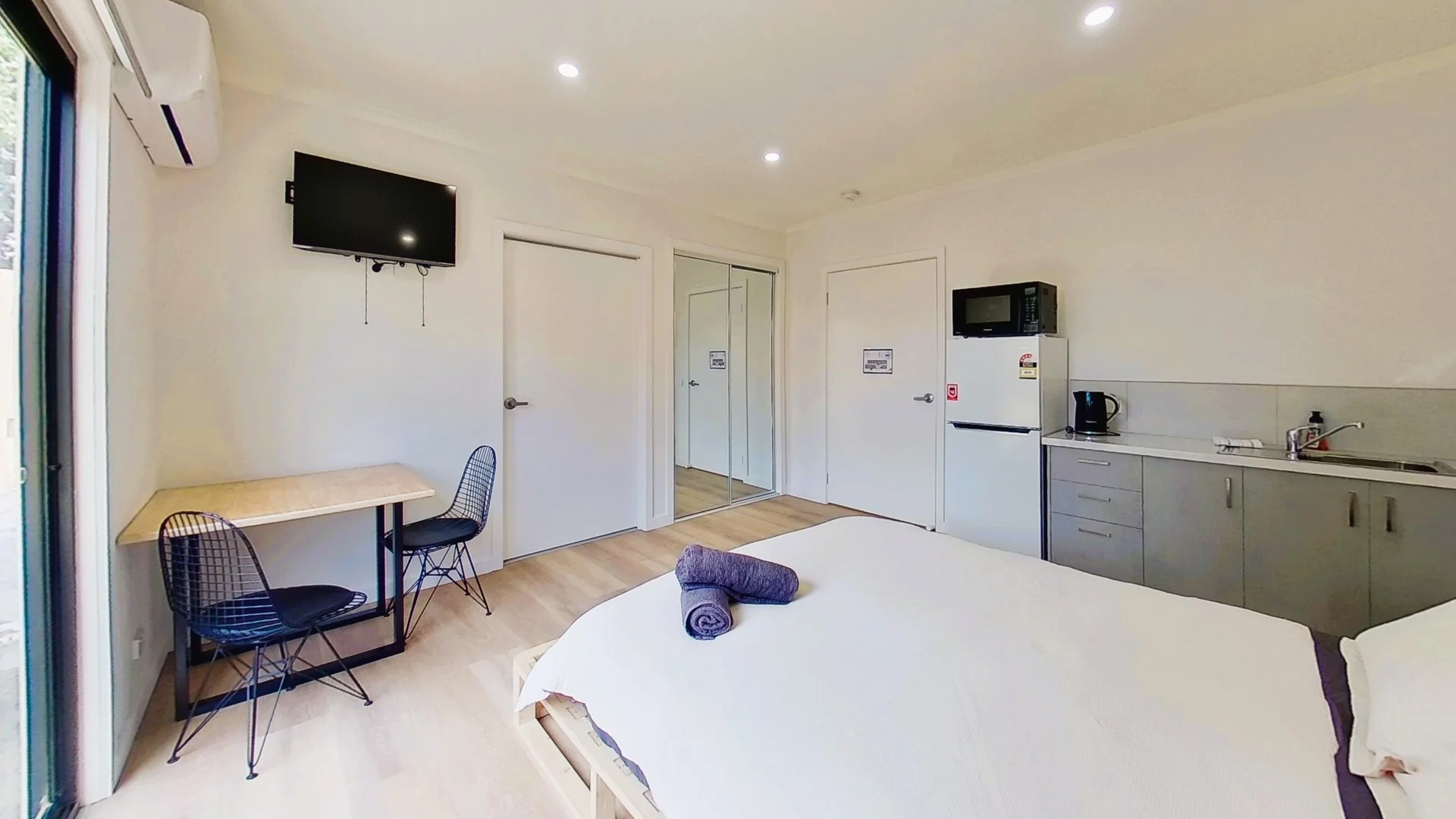 room 4/66 Anzac Ave, Seymour VIC 3660