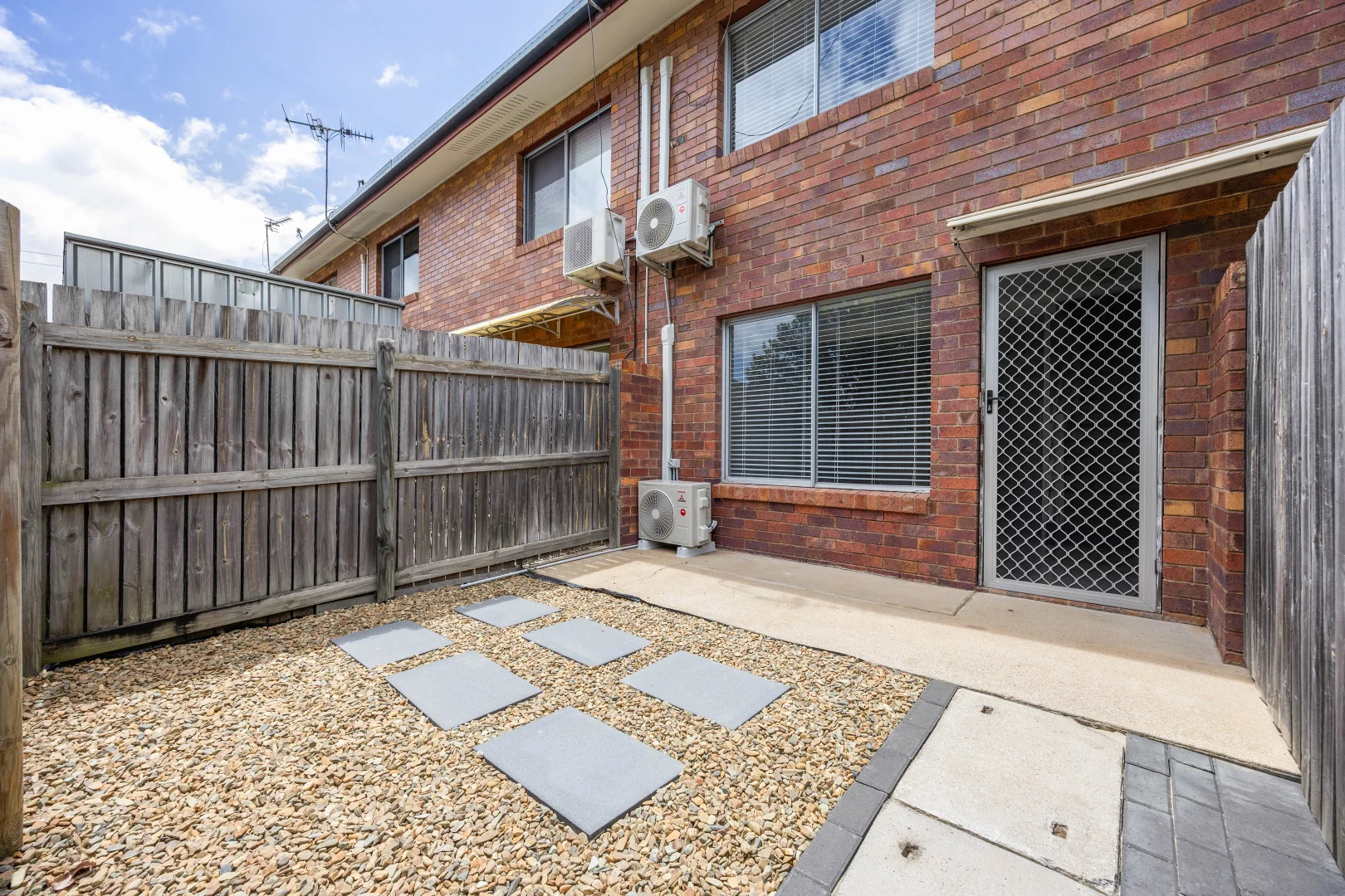 Additional image 12 of 2/259 Auckland Street, South Gladstone QLD 4680