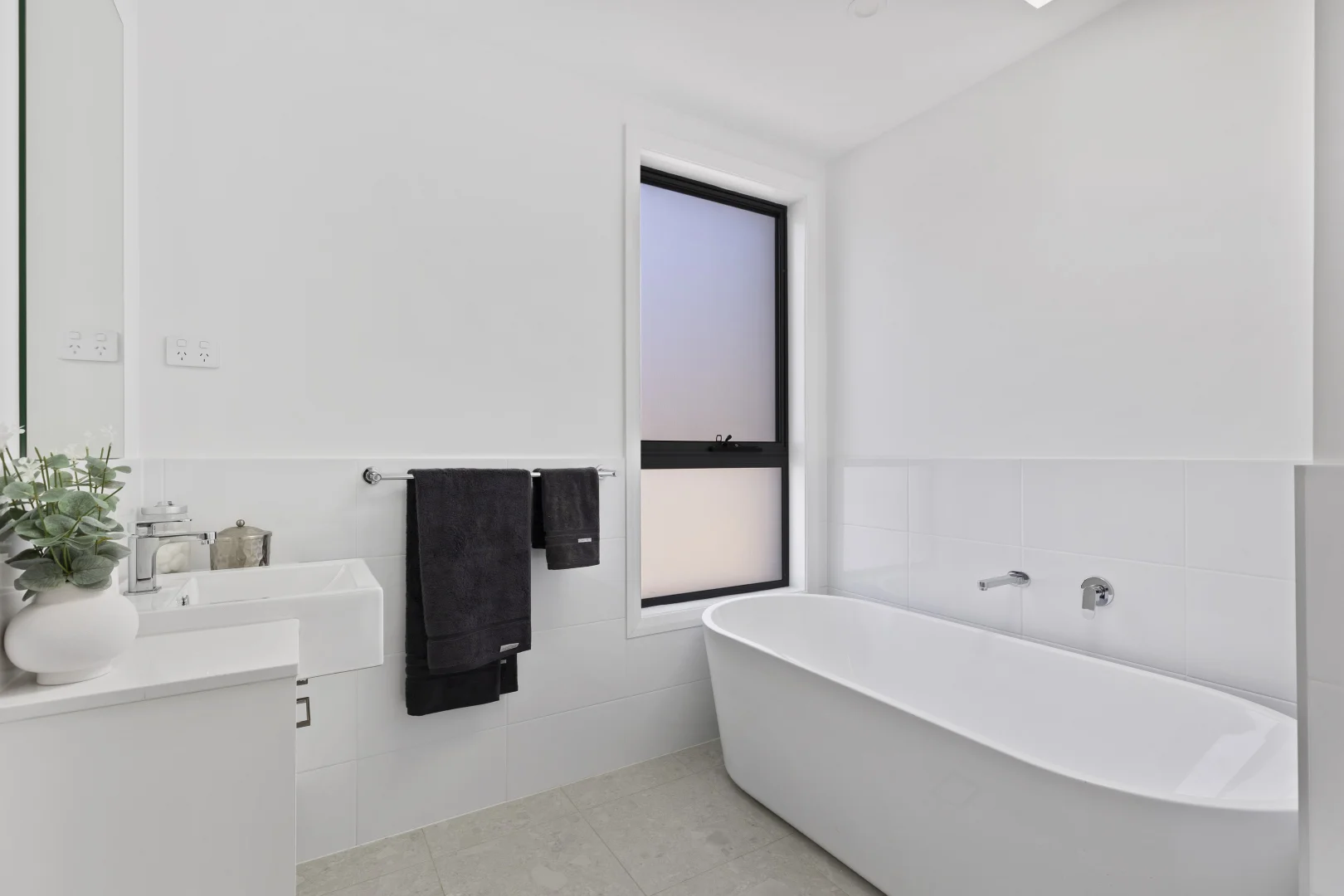 Additional image 16 of 4/2 Dolphin Point Road, Burrill Lake NSW 2539