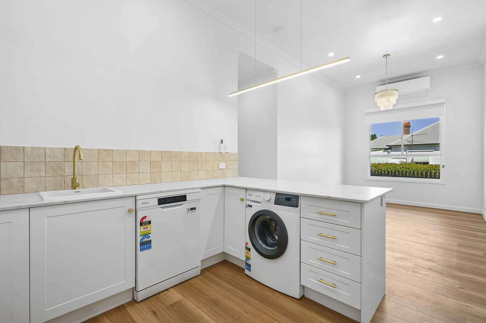Additional image 3 of 2/204 Long Street, South Toowoomba QLD 4350