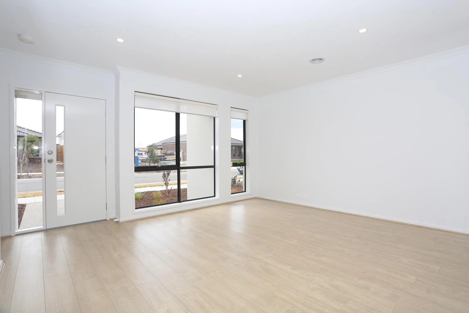 9 Plenty View, Beveridge VIC 3753 photo 3