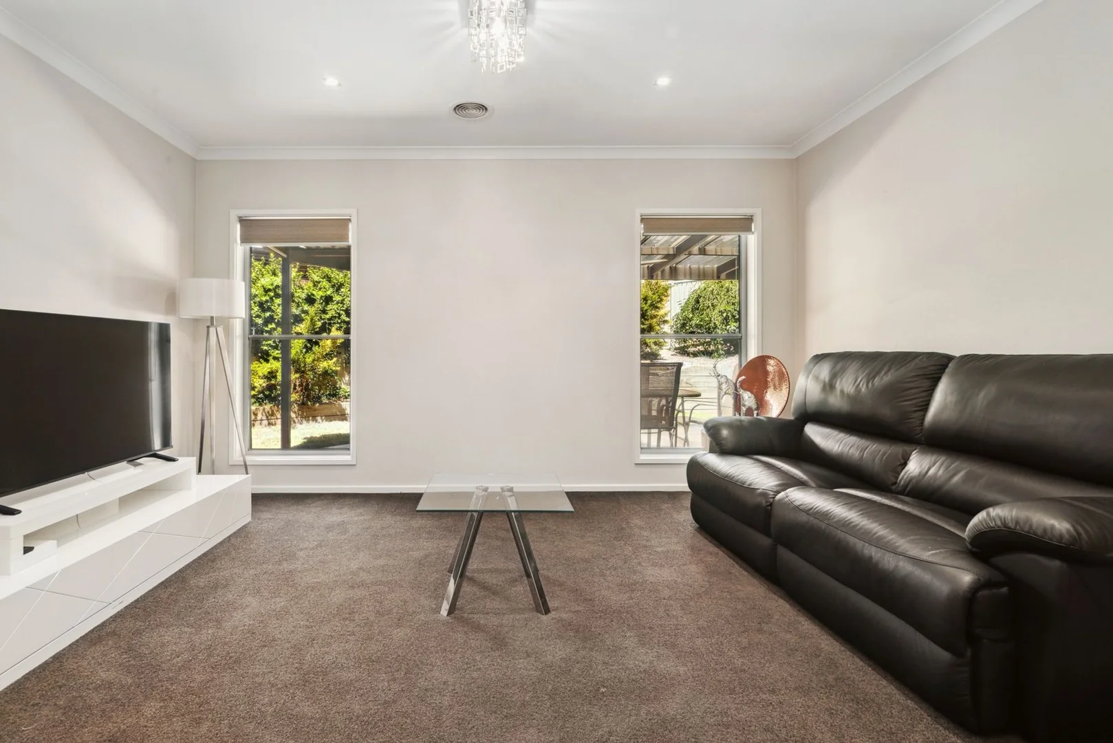 Additional image 4 of 6B Heyington Place, Kennington VIC 3550