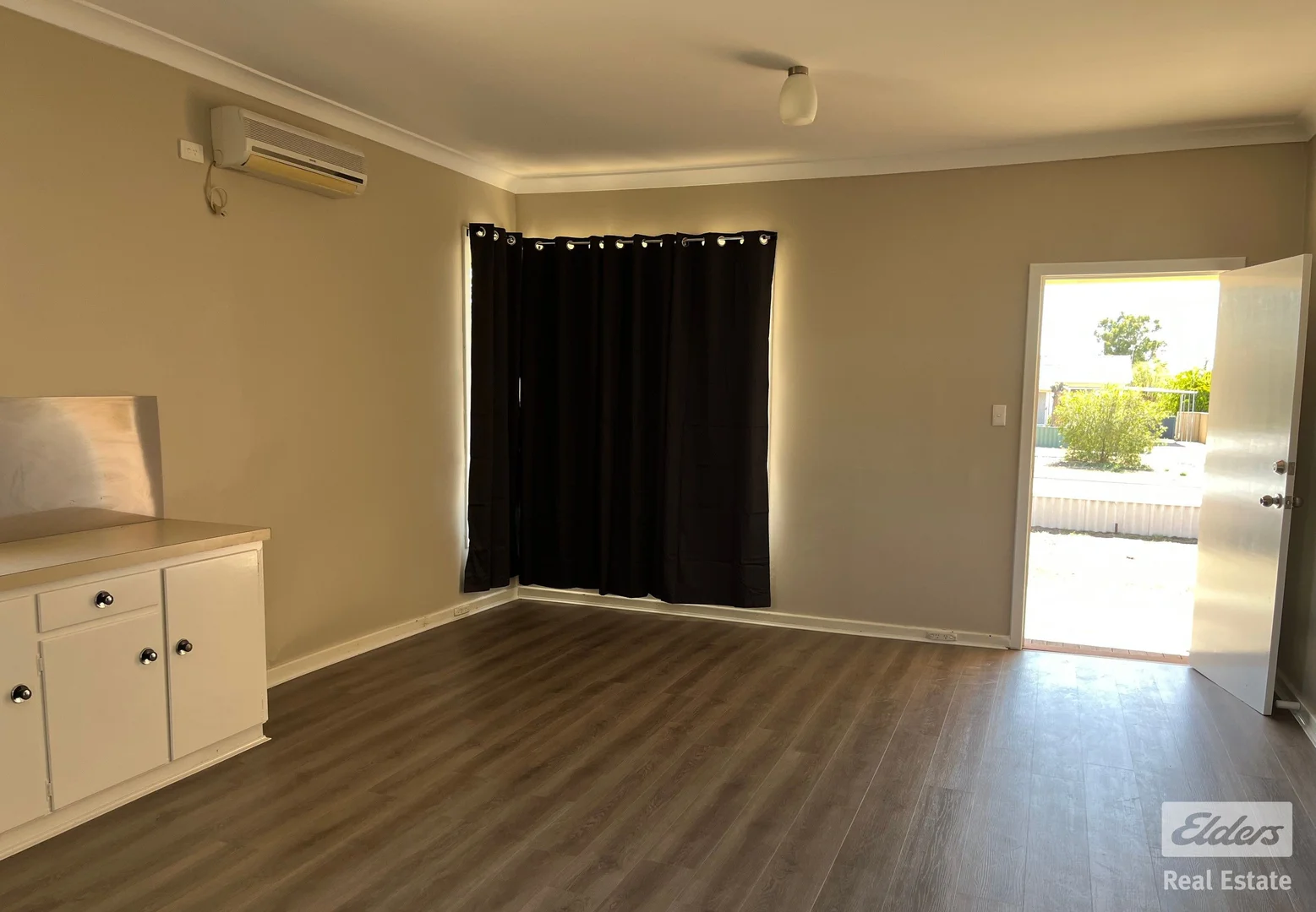 Additional image 5 of 83 Caw Street, Merredin WA 6415