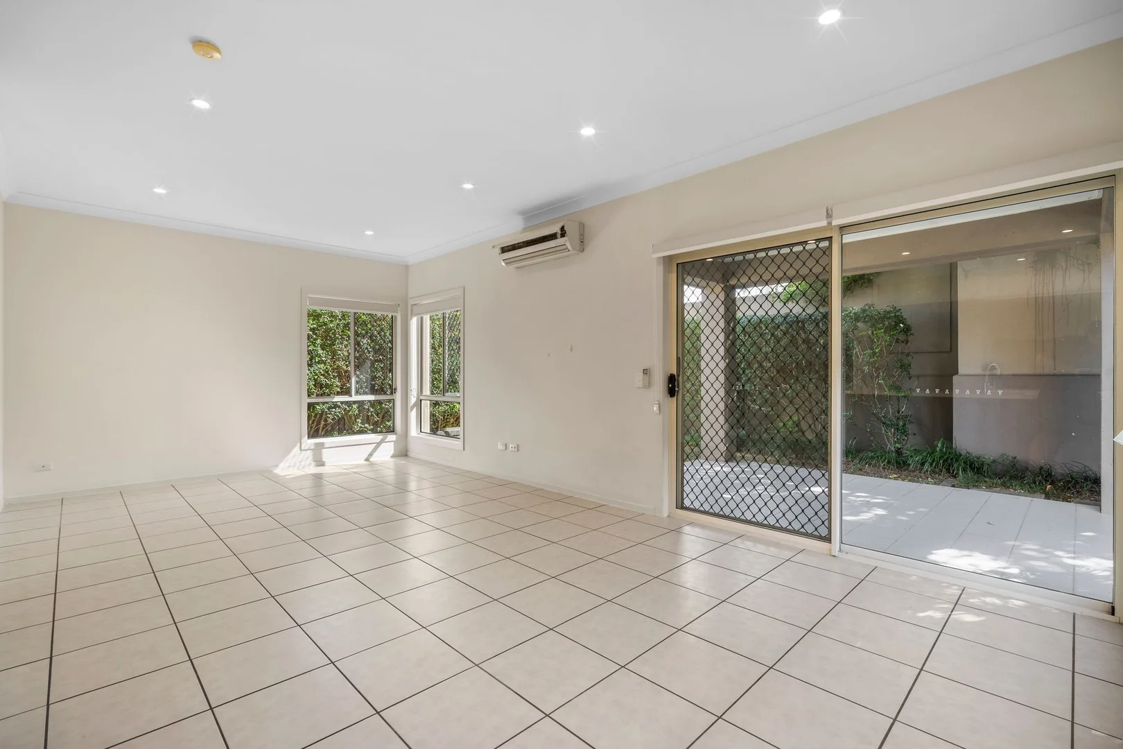 Additional image 3 of 34 Aldea Place, Stretton QLD 4116