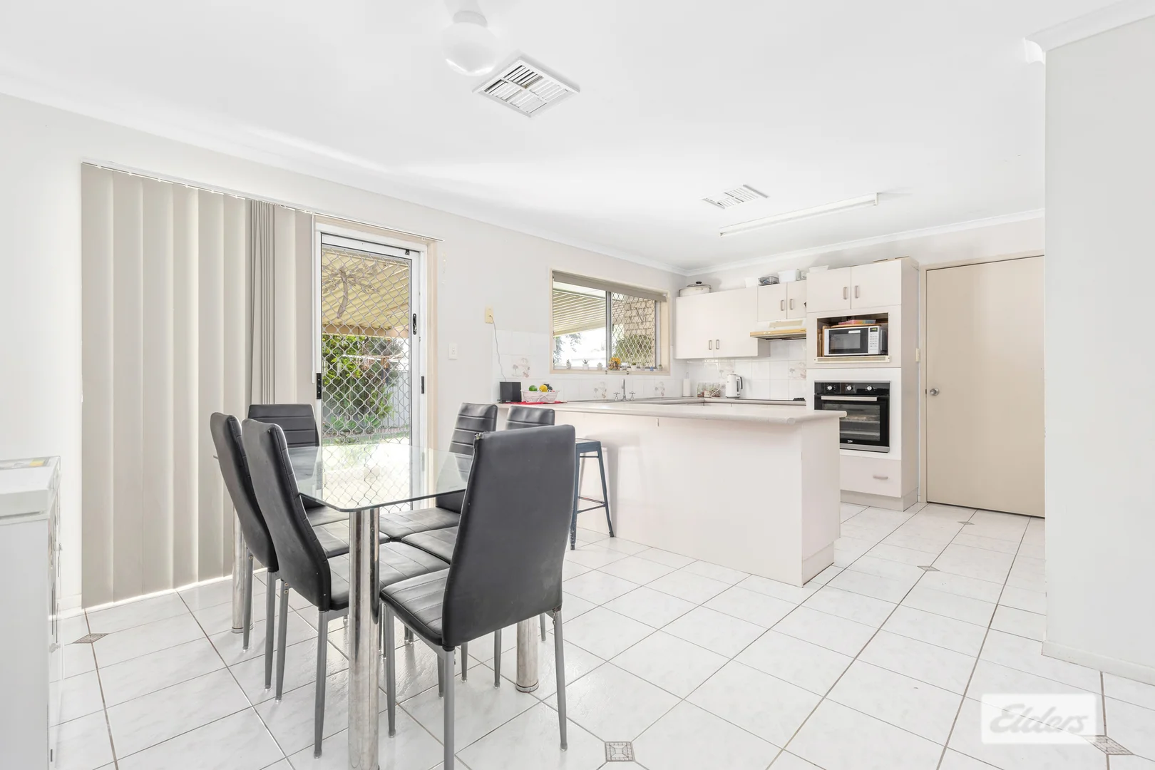 Additional image 3 of 6 Edmonston Drive, Emerald QLD 4720