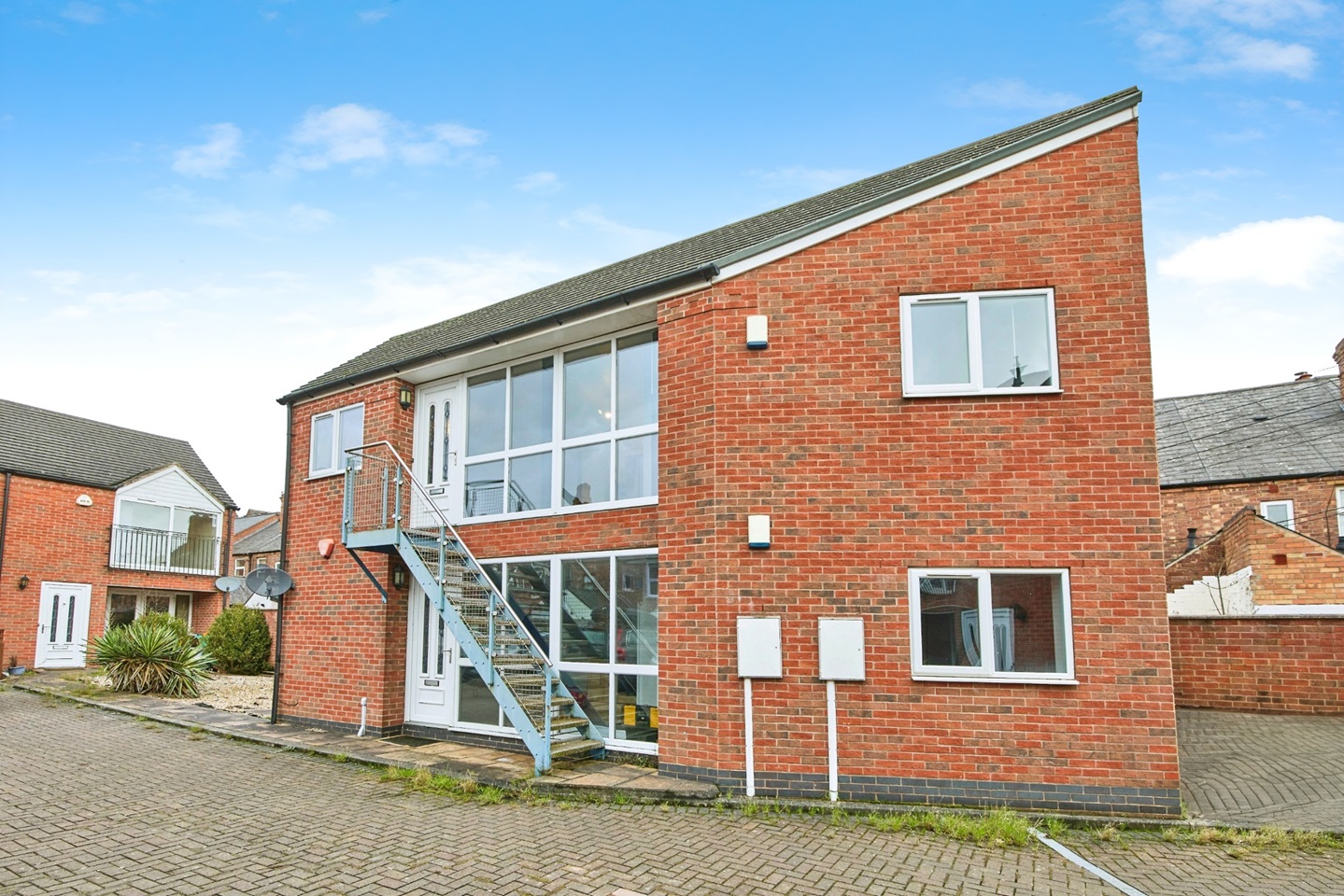 1 Bed Flat, Querneby Road, NG3, N1 7GU