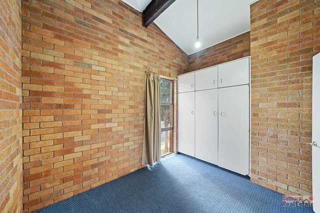Additional image 5 of 9/110 George Street, Bathurst NSW 2795