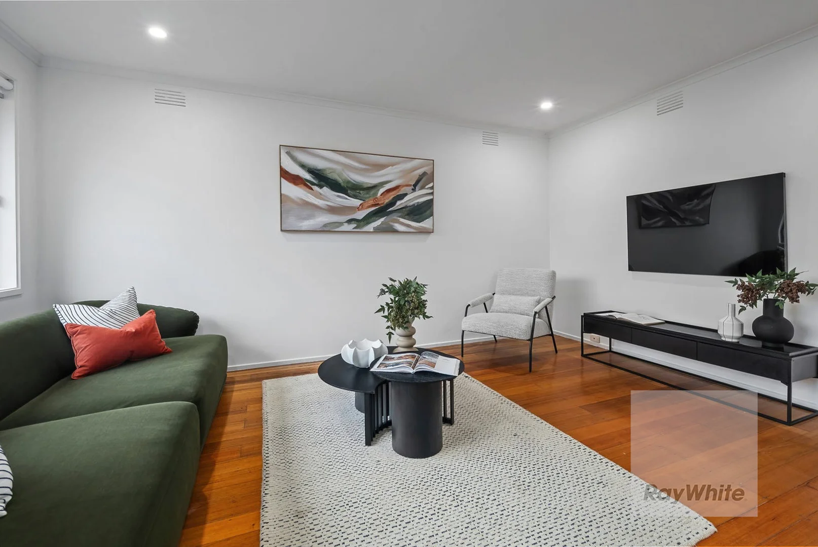 Additional image 2 of 28 Michael Street, Lalor VIC 3075