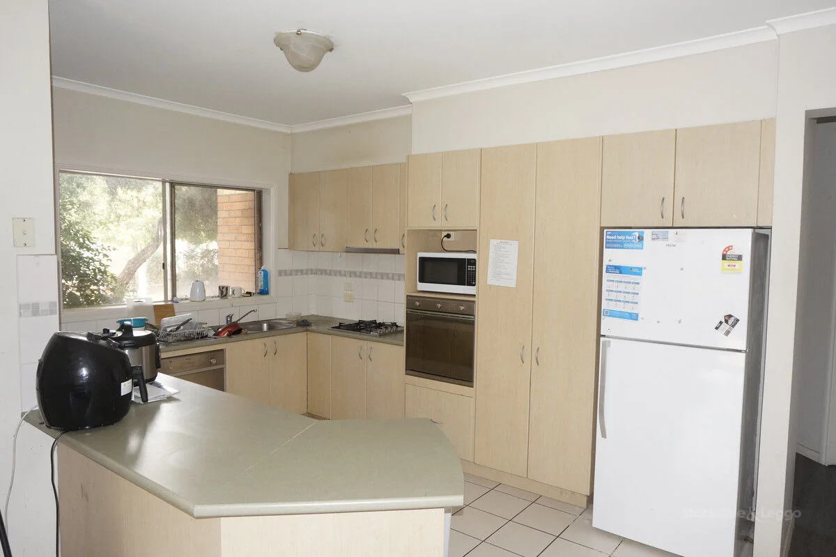 41 Bramble Crescent, Bundoora VIC 3083 photo 5