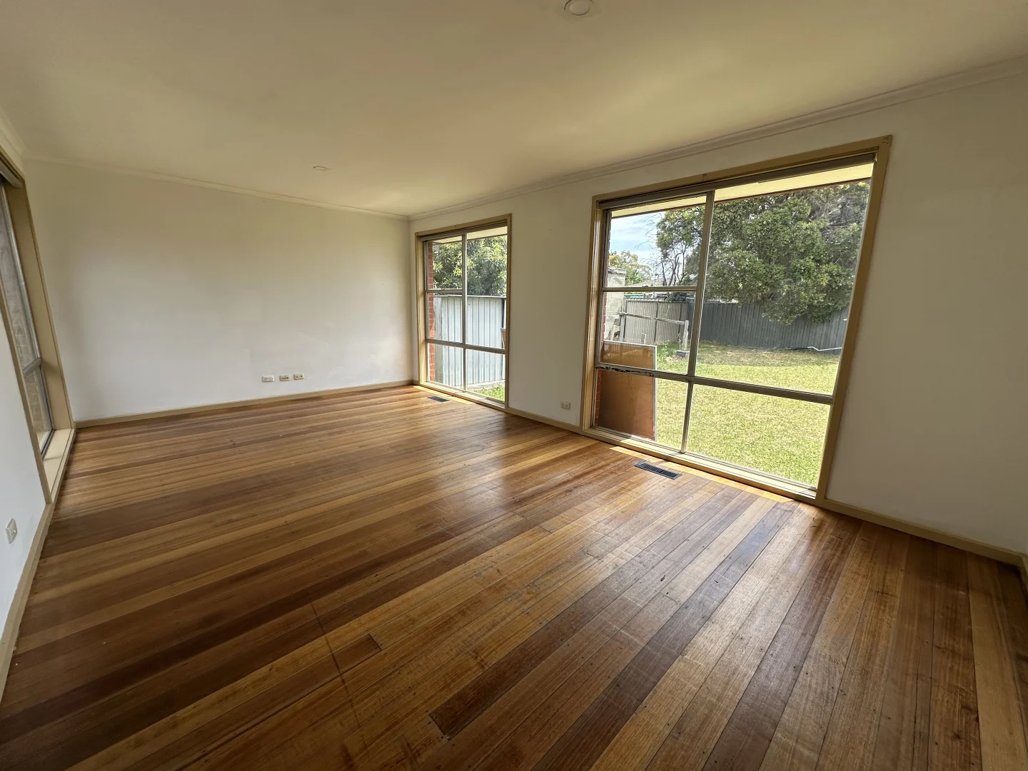 5 Silvan Grove, Hampton Park VIC 3976 photo 5