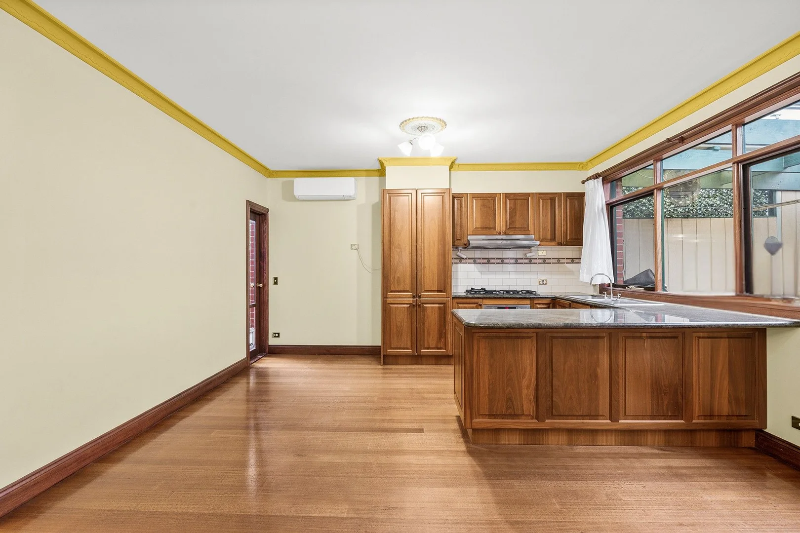 15 Bothwell Street, Balaclava VIC 3183 photo 5