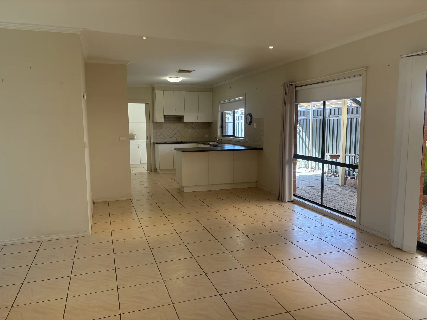 8 Bristol Way, Mildura VIC 3500 photo 5